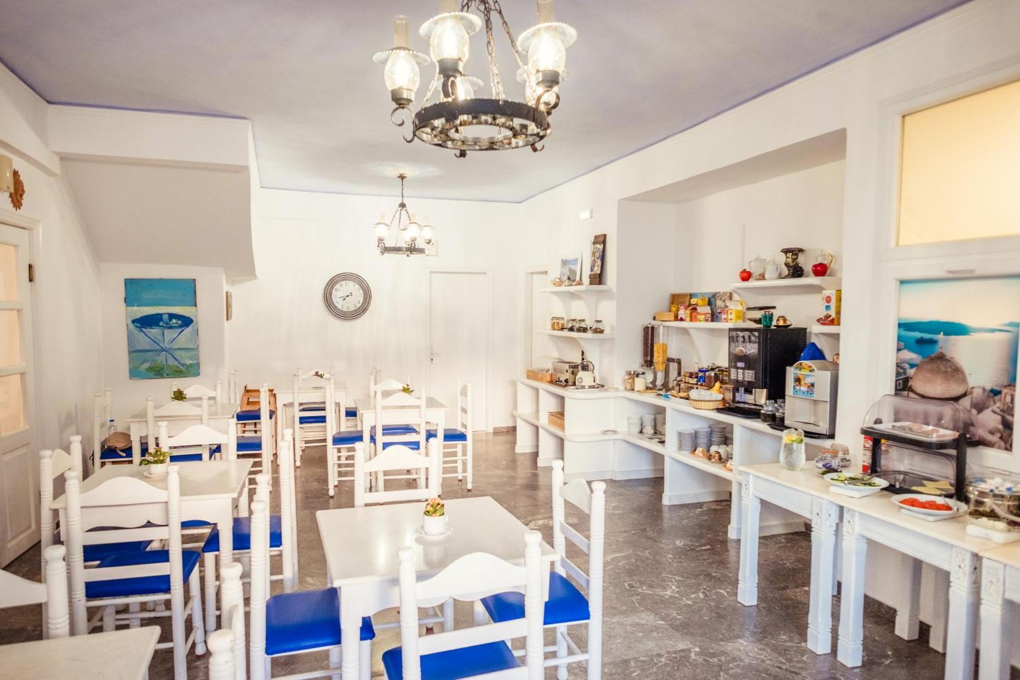 Cyclades 3* Karterados (Santorini)
