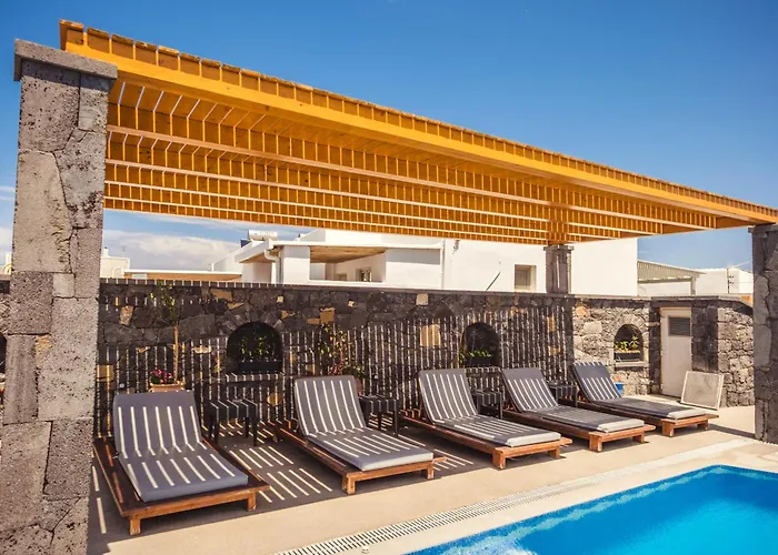 Cyclades Hotel
