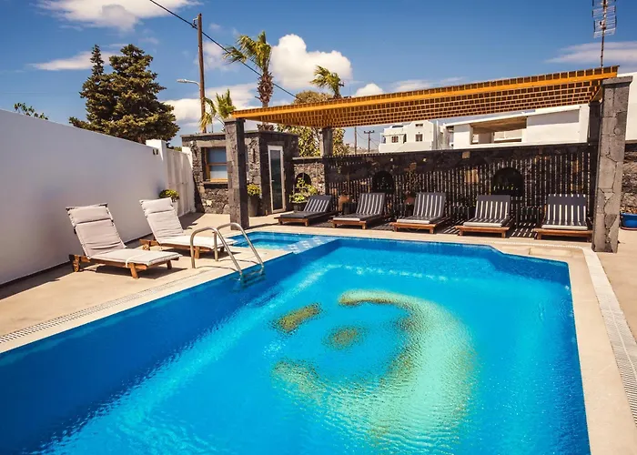 Cyclades Hotel